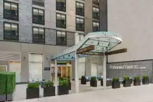 Отель «DoubleTree by Hilton - Chelsea», Нью-Йорк