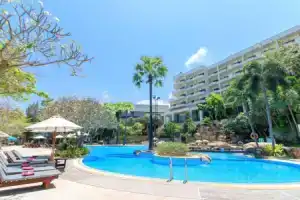 Garden Sea View Resort, Паттайя