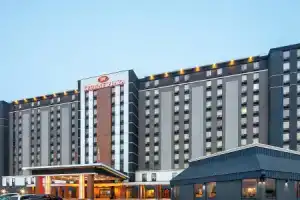 Crowne Plaza Toronto Airport, an IHG Hotel, Торонто