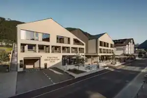 Funsport-, Bike- & Skihotelanlage Tauernhof, Флахау