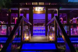 Capo Bay Hotel, Протарас