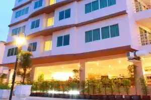 Phu View Talay Resort, Паттайя