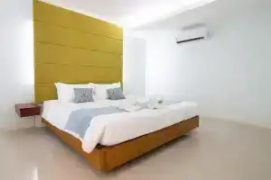 Отель «Royal Beach View», Паттайя