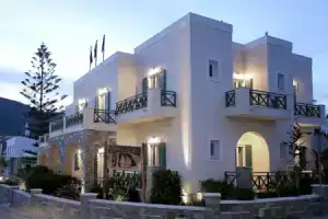 Brazzera Hotel, Эрмуполис