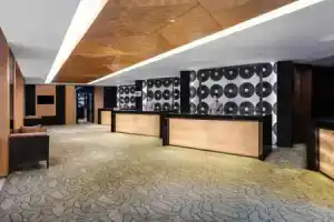 Отель «Courtyard by Marriott Shanghai Central», Шанхай