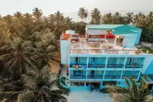 Bliss Dhigurah, Дейнджти