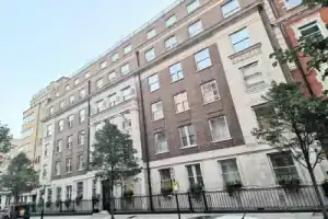 Astor Court Hotel, Лондон