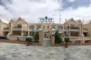 Yucca Park ApartHotel, Адехе
