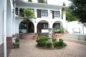 Гостевой дом «Пансион Круиз-1», Алушта