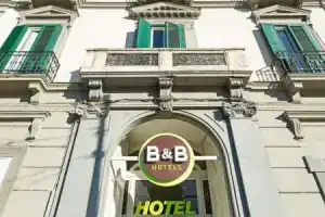 b&b Hotel Napoli, Неаполь