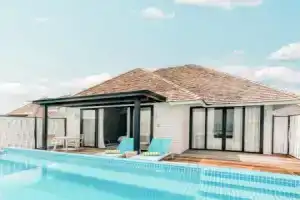 Отель «Vakarufalhi Maldives», Дейнджти