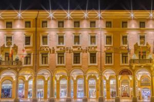 Grand Hotel Majestic gia' Baglioni, Болонья