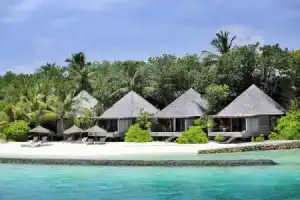 Gangehi Island Resort & Spa, Юкулхас
