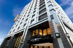 Smile Hotel Premium Osaka Higashishinsaibashi, Осака