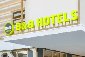 Отель «ibis Mons Centre Gare», Монс