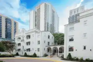 Artmore Hotel, Атланта