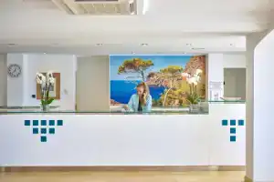 Universal Hotel Lido Park, Пегуера