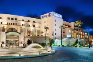 Отель «Hilton Malta», Сент-Джулианс