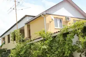 Staroshkolnaya 5 Guest House, Адлер