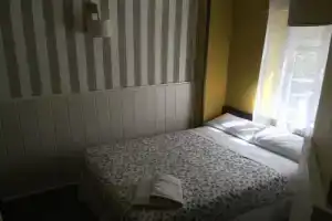 Hostal Gud Salamanca, Саламанка