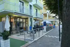 Hotel «Italy», Мизано-Адриатико
