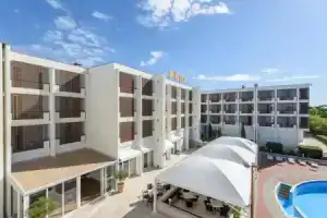 Hotel «Kolovare», Задар