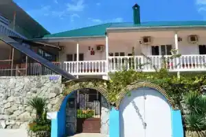 Гостиница «Приморская Ракушка», Дедеркой