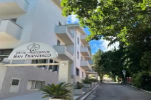 Hotel San Francesco, Сан-Джованни Ротондо