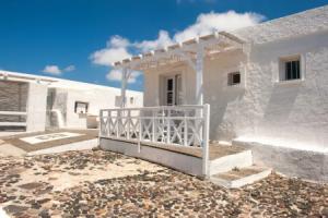 Athermi Suites - Adults Only, Мегалохори