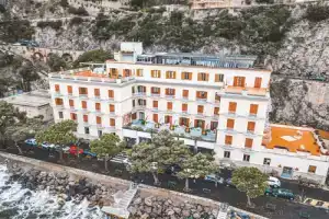Hotel «La Bussola», Амальфи