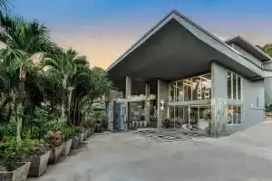 Villa Sonata Phuket, Чалонг