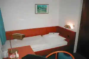 Hotel «Zur Flora», Эссен