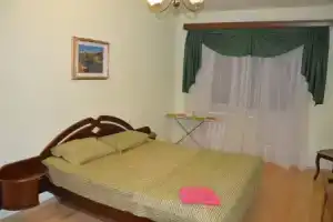 Апартаменты на Малыгина, Тюмень