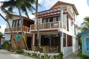 Kinan Retreat, Атолл Вааву