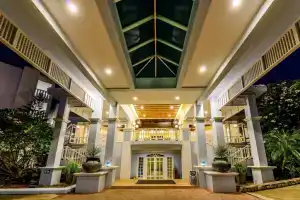 Отель «Andaman Seaview, Karon Beach - Sha Plus», Карон