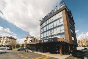 Отель «Bristol», Подгорица