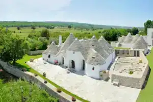 Grand Hotel la Chiusa di Chietri, Альберобелло