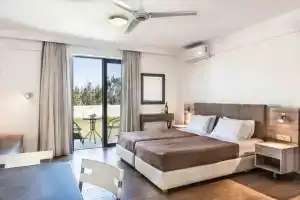 Gerona Mare Apartments, Малеме