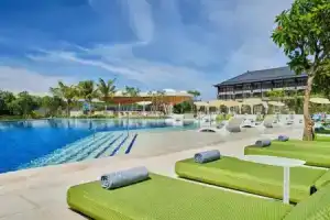 Renaissance Bali Nusa Dua Resort, Кута
