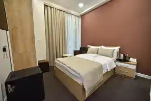Bonjour Boutique Hotel Yerevan, Ереван