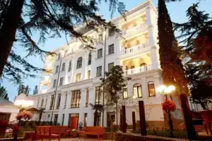 Dacha Doktora Shtejngoltsa Apartments, Алушта