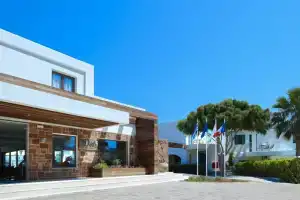 Minos Village, Агиа Марина