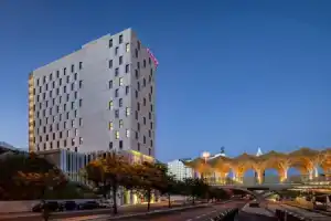 Отель «Moxy Lisboa Oriente», Лиссабон