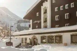 Hotel «Arlberg Lech», Лех