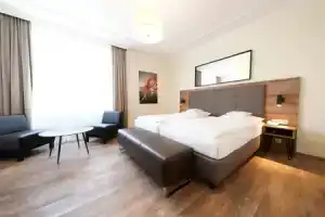 Hotel «Bayerischer Hof», Байройт