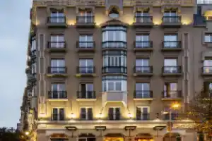 Hotel «Villa Real», Мадрид