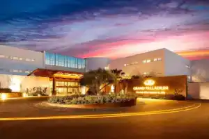 Grand Palladium Palace Ibiza Resort & Spa- All Inclusive, Платжа ден Босса