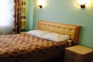 Apartment on Lenina Street, Пушкинские горы