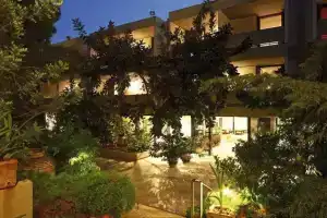 White Rocks Hotel Kefalonia, Ласси