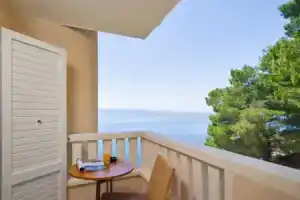 Hotel «Sunceva Postelja Brela», Брела